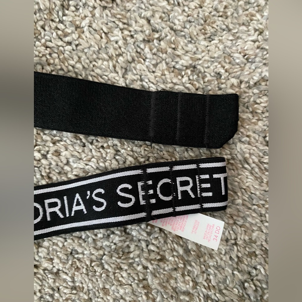 Victoria's Secret Black Bikini Top - Picture 5 of 7